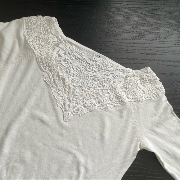 White Lace V Detail 3/4 Sleeve Boat Neck Knit Sweater - Picture 6 of 6